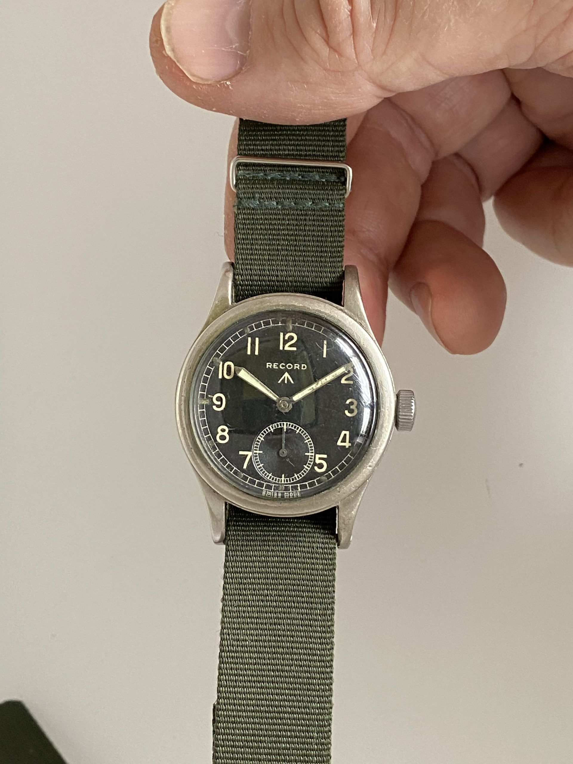 Superb c1943 WW2 Record British Army Officers Watch with Military Issue